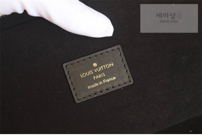 Louis Vuitton 루이비통 베니티 PM 앙프렝뜨 모노그램 M45598 블랙 Bag 11번 이미지