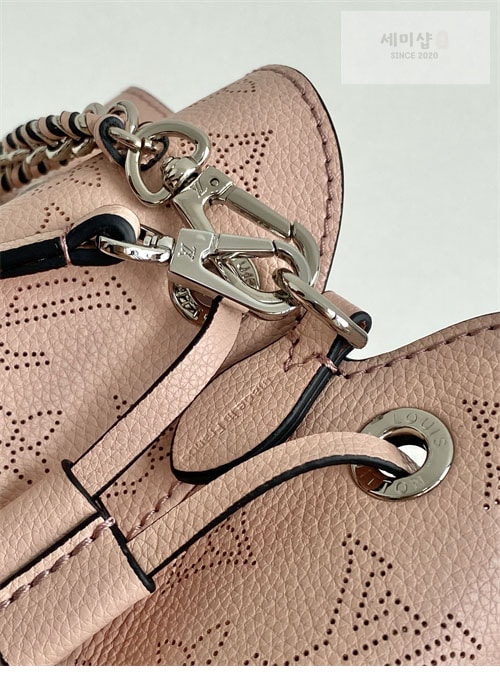Louis Vuitton 루이비통 벨라 숄더백 M57201 로즈 자스민 Bag 3번 이미지