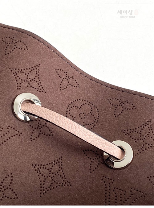 Louis Vuitton 루이비통 벨라 숄더백 M57201 로즈 자스민 Bag 9번 이미지