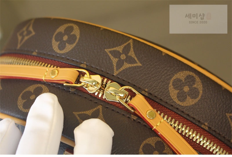 Louis Vuitton 루이비통 부아뜨 샤포 수플 MM 모노그램 M45647 모노그램 Bag 4번 이미지
