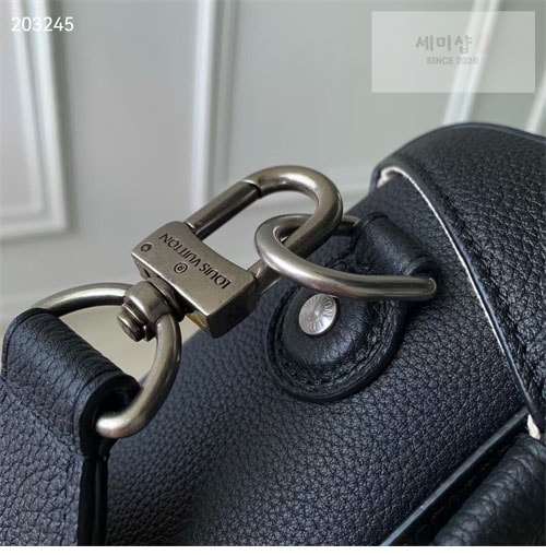 Louis Vuitton 루이비통 소울 트렁크 M11516 블랙 Bag 3번 이미지