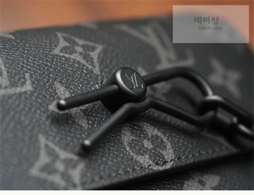 Louis Vuitton 루이비통 스티머 윌릿 숄더 크로스백 M81783 이클립스 모노그램 Bag 10번 이미지