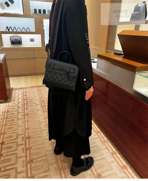 Louis Vuitton 루이비통 스티머 이클립스 모노그램 M46953 이클립스 모노그램 Bag 8번 이미지