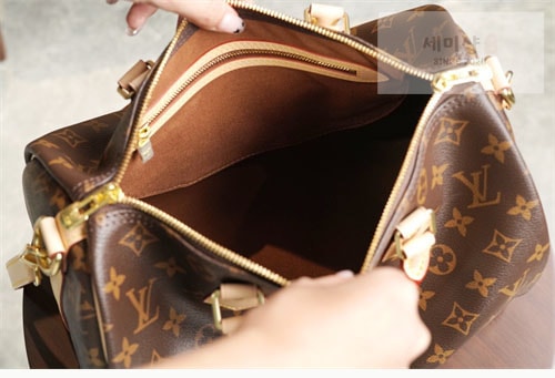 Louis Vuitton 루이비통 스피디 나노 모노그램 크로스백 M41112 / 구형 모노그램 Bag 15번 이미지