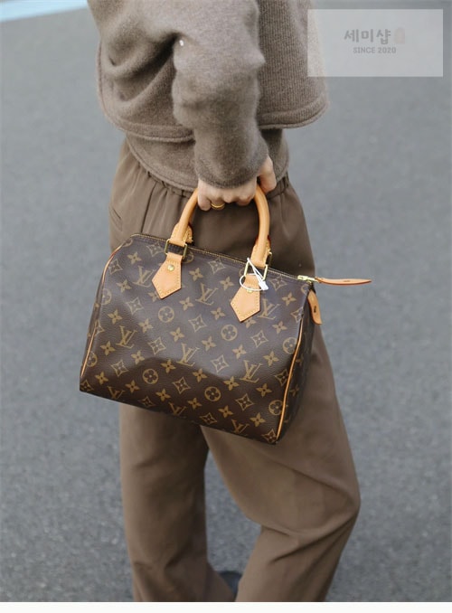 Louis Vuitton 루이비통 스피디 나노 모노그램 크로스백 M41113 / 구형 모노그램 Bag 4번 이미지