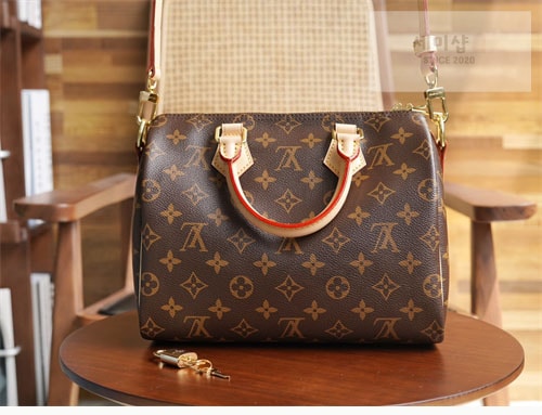 Louis Vuitton 루이비통 스피디 나노 모노그램 크로스백 M41113 / 구형 모노그램 Bag 7번 이미지