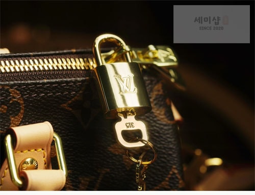 Louis Vuitton 루이비통 스피디 나노 모노그램 크로스백 M41113 / 구형 모노그램 Bag 14번 이미지