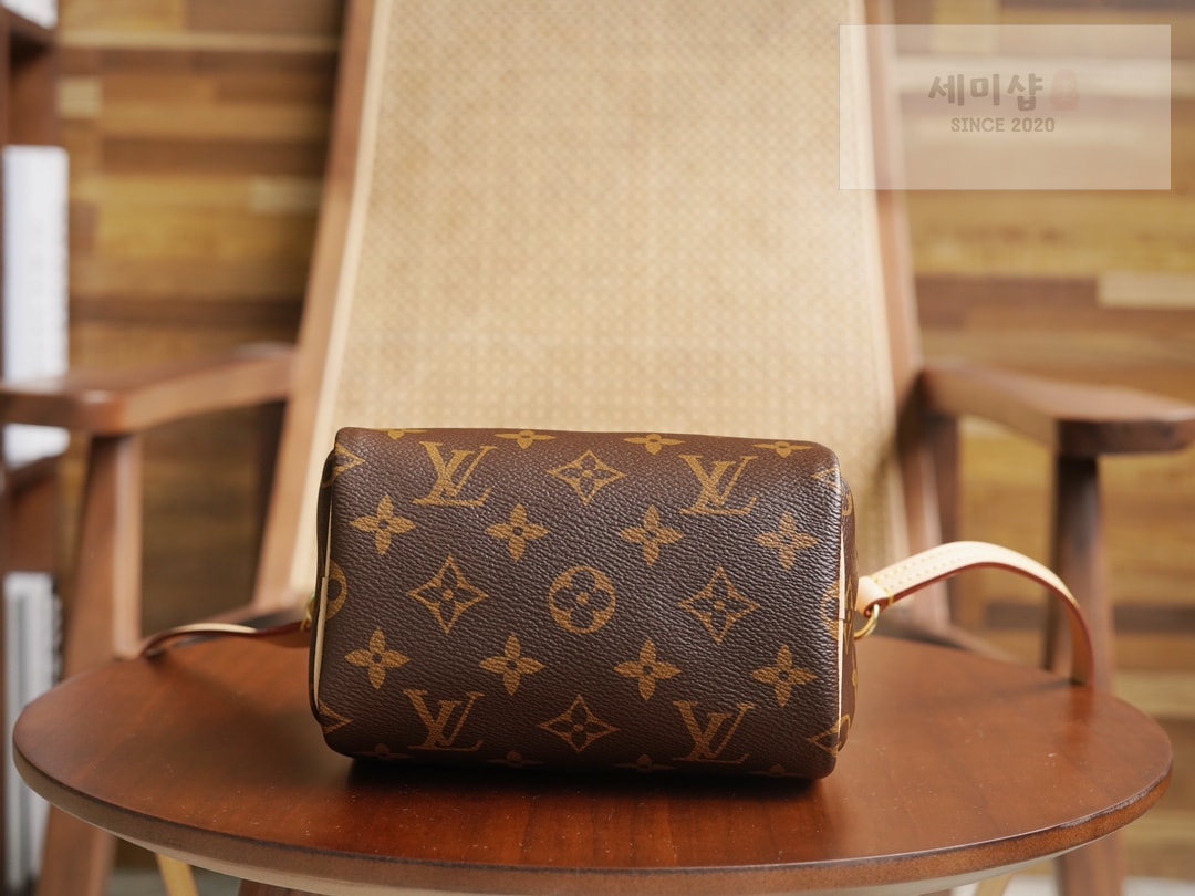 Louis Vuitton 루이비통 스피디 반둘리에 모노그램 나노 백 M81085 / 구형 모노그램 Bag 5번 이미지