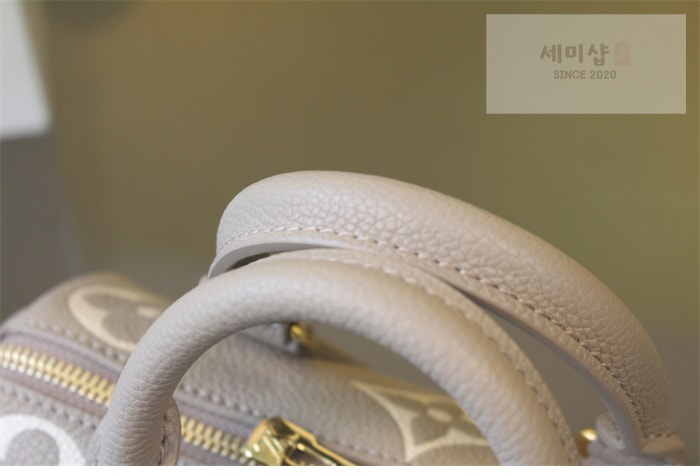 Louis Vuitton 루이비통 스피디 반둘리에 20 앙프렝뜨 모노그램 M46575 바이컬러갈렛 Bag 4번 이미지