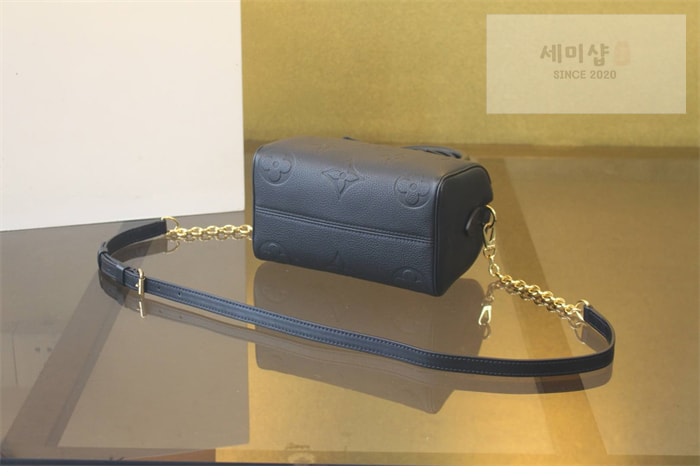 Louis Vuitton 루이비통 스피디 반둘리에 20 앙프렝뜨 모노그램 M58953 블랙 Bag 5번 이미지