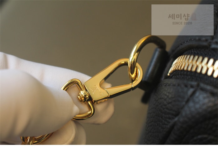 Louis Vuitton 루이비통 스피디 반둘리에 20 앙프렝뜨 모노그램 M58953 블랙 Bag 9번 이미지