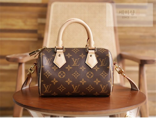 Louis Vuitton 루이비통 스피디 반둘리에 20 토트백 M46222 모노그램 Bag 2번 이미지