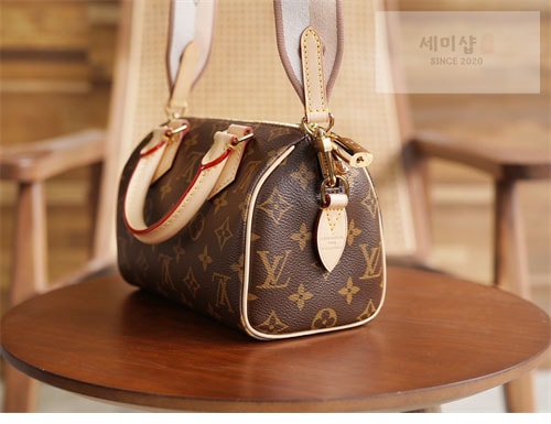 Louis Vuitton 루이비통 스피디 반둘리에 20 토트백 M46222 모노그램 Bag 6번 이미지