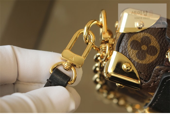 Louis Vuitton 루이비통 슬림 트렁크 모노그램 M13147 모노그램 Bag 3번 이미지