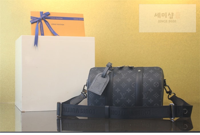 Louis Vuitton 루이비통 시티 키폴 크로스백 이클립스 모노그램 M45936 이클립스 모노그램 Bag 5번 이미지