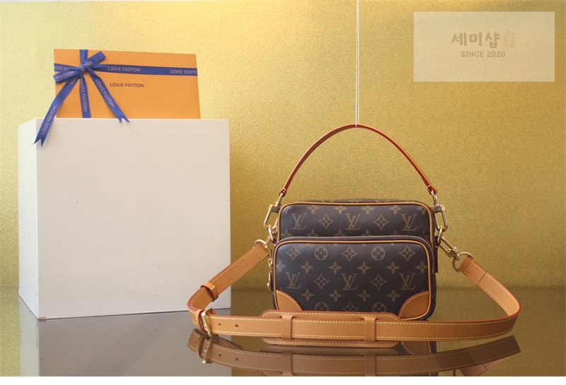 Louis Vuitton 루이비통 아카이브 닐 크로스백 모노그램 M14016 모노그램 Bag 1번 이미지