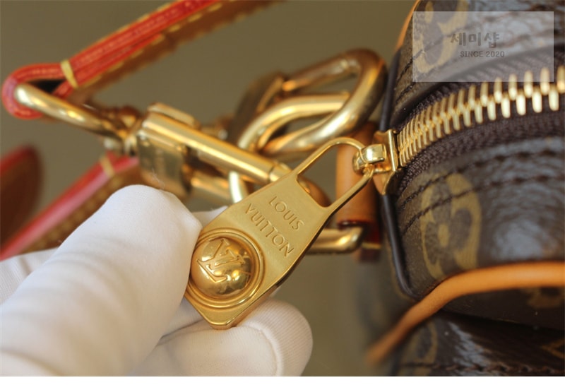 Louis Vuitton 루이비통 아카이브 닐 크로스백 모노그램 M14016 모노그램 Bag 5번 이미지