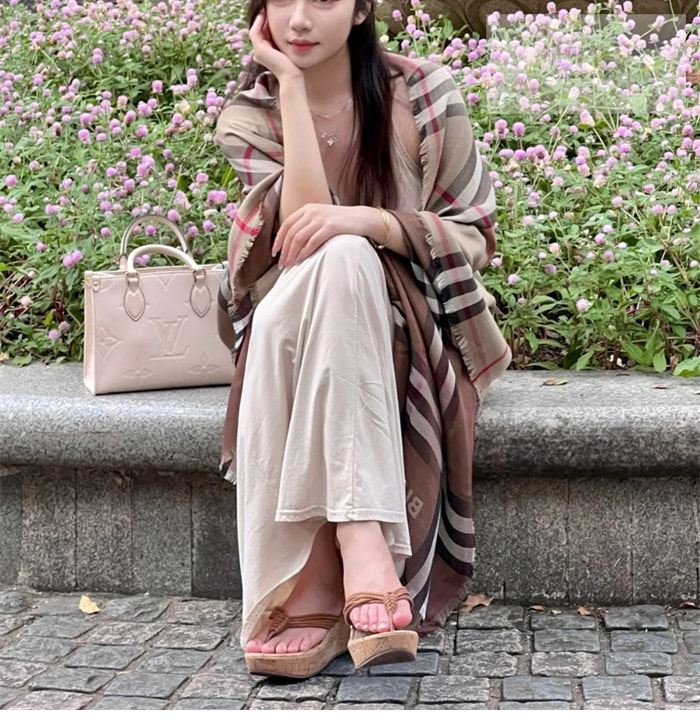 Louis Vuitton 루이비통 온더고 토트백 PM 앙프렝뜨 모노그램 M46569 크림 Bag 8번 이미지