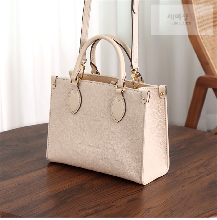 Louis Vuitton 루이비통 온더고 토트백 PM 앙프렝뜨 모노그램 M46569 크림 Bag 9번 이미지