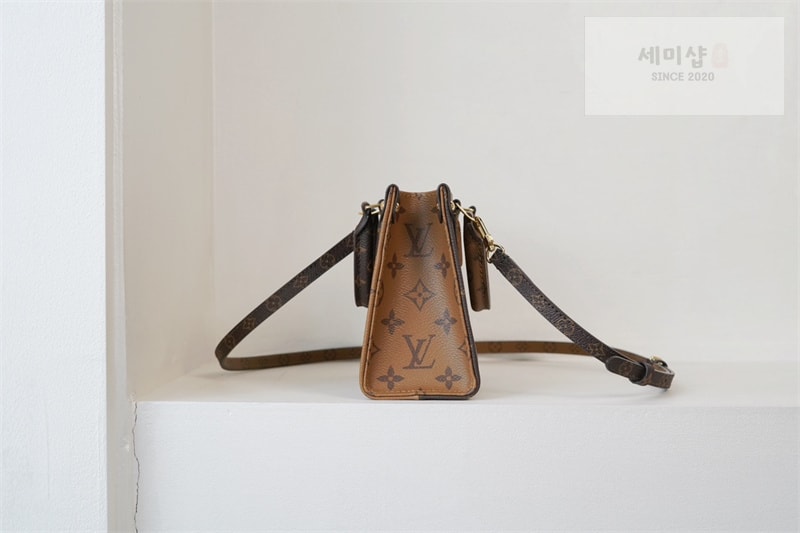 Louis Vuitton 루이비통 온더고 BB 모노그램 M46839 모노그램 Bag 4번 이미지