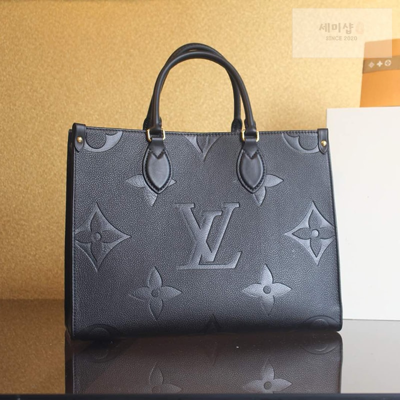 Louis Vuitton 루이비통 온더고 MM 앙프렝뜨 모노그램 M45595 블랙 Bag 7번 이미지
