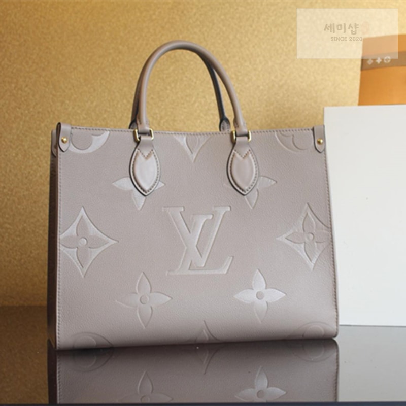 Louis Vuitton 루이비통 온더고 MM 앙프렝뜨 모노그램 M45607 갈렛 Bag 2번 이미지