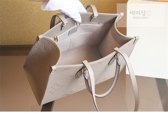 Louis Vuitton 루이비통 온더고 MM 앙프렝뜨 모노그램 M45607 갈렛 Bag 10번 이미지