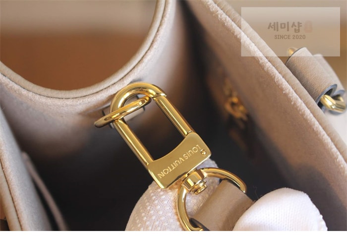 Louis Vuitton 루이비통 온더고 PM 앙프렝뜨 모노그램 M45779 갈렛바이컬러 Bag 7번 이미지