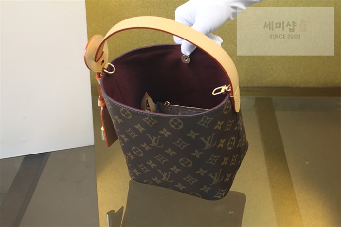 Louis Vuitton 루이비통 올 인 BB 숄더백 모노그램 M12925 모노그램 Bag 6번 이미지