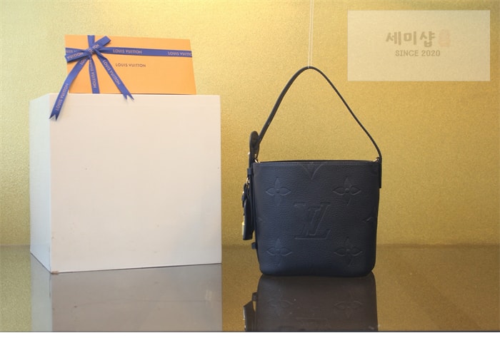 Louis Vuitton 루이비통 올 인 BB 숄더백 앙프렝뜨 모노그램 M13480 블랙 Bag 2번 이미지