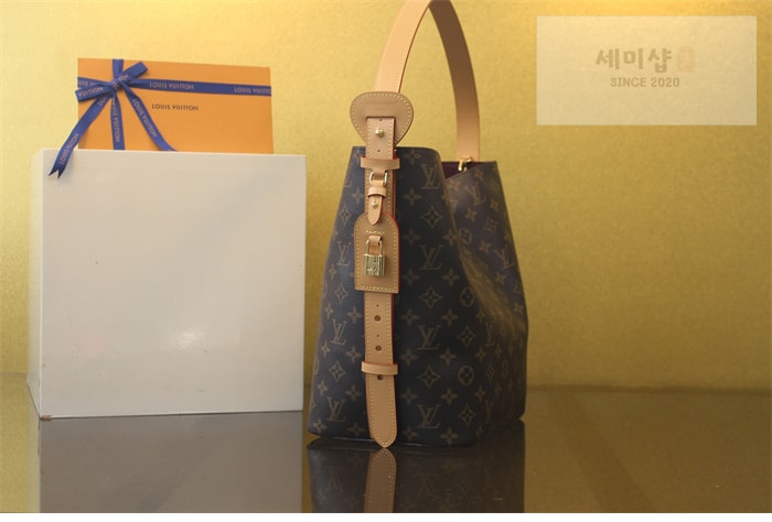 Louis Vuitton 루이비통 올 인 GM 숄더백 모노그램 M12926 모노그램 Bag 3번 이미지