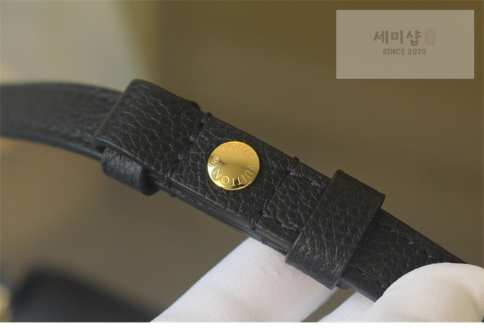 Louis Vuitton 루이비통 월릿 온 체인 아이비 앙프렝뜨 모노그램 M82154 블랙 Bag 1번 이미지