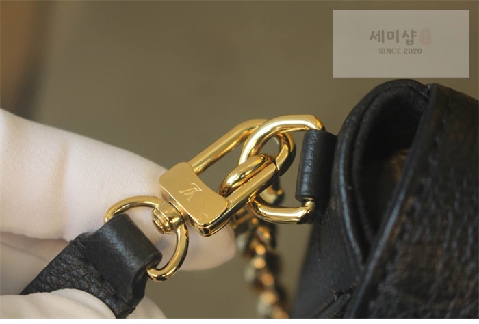 Louis Vuitton 루이비통 월릿 온 체인 아이비 앙프렝뜨 모노그램 M82154 블랙 Bag 8번 이미지