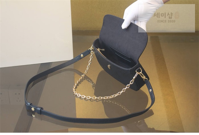 Louis Vuitton 루이비통 월릿 온 체인 아이비 앙프렝뜨 모노그램 M82154 블랙 Bag 2번 이미지
