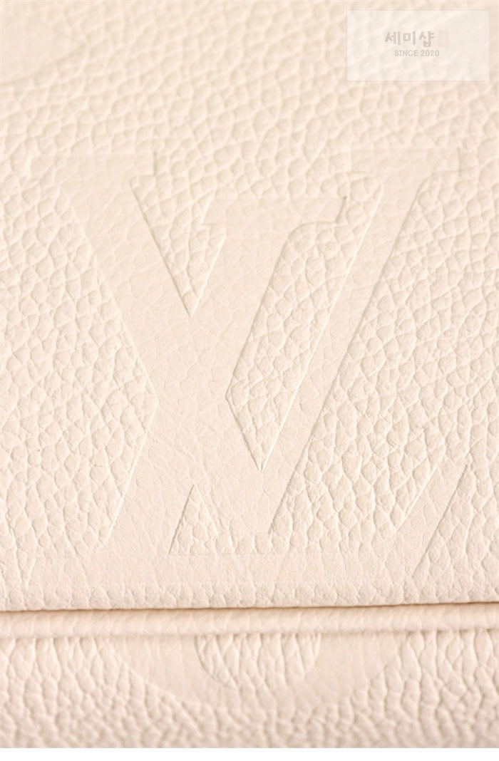 Louis Vuitton 루이비통 월릿 온 체인 아이비 앙프렝뜨 모노그램 M82210 크림 Bag 20번 이미지