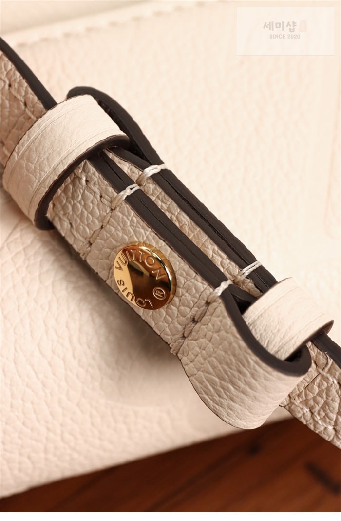 Louis Vuitton 루이비통 월릿 온 체인 아이비 앙프렝뜨 모노그램 M82210 크림 Bag 15번 이미지