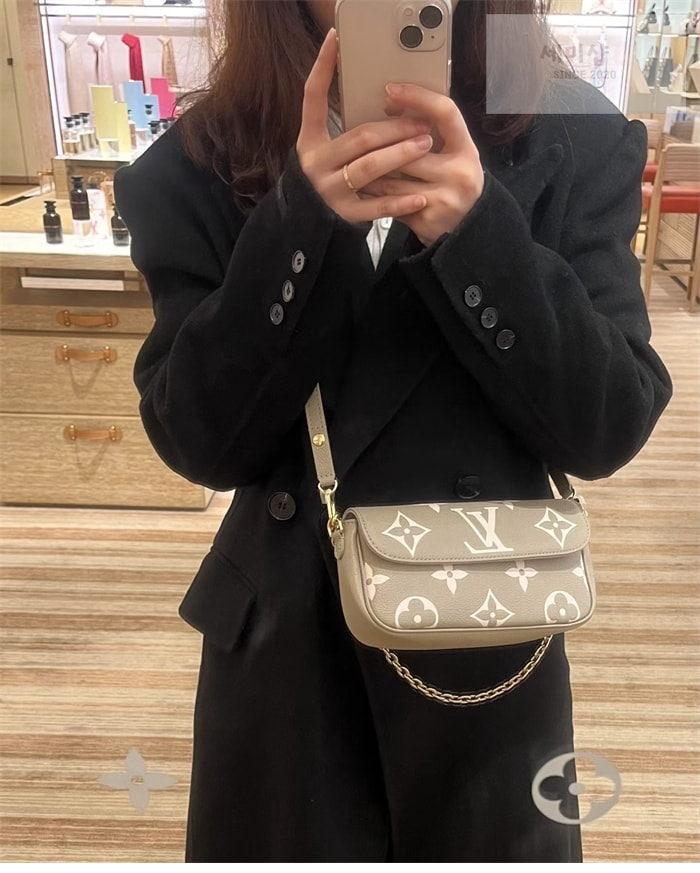 Louis Vuitton 루이비통 월릿 온 체인 아이비 앙프렝뜨 모노그램 M82211 갈렛바이컬러 Bag 3번 이미지