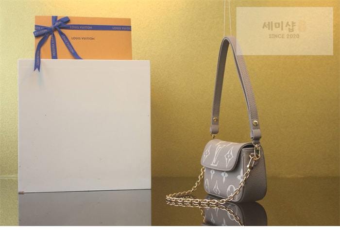 Louis Vuitton 루이비통 월릿 온 체인 아이비 앙프렝뜨 모노그램 M82211 갈렛바이컬러 Bag 7번 이미지