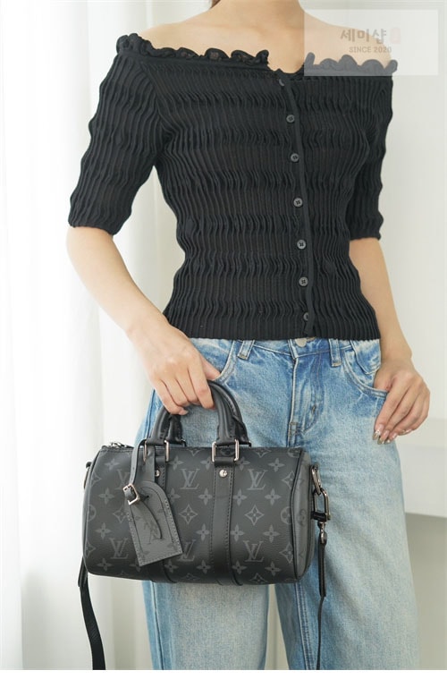 Louis Vuitton 루이비통 이클립스 모노그램 리버스 키폴 반둘리에 25 M46271 이클립스 모노그램 Bag 5번 이미지