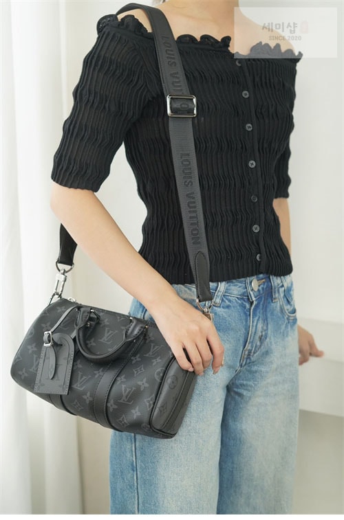 Louis Vuitton 루이비통 이클립스 모노그램 리버스 키폴 반둘리에 25 M46271 이클립스 모노그램 Bag 10번 이미지