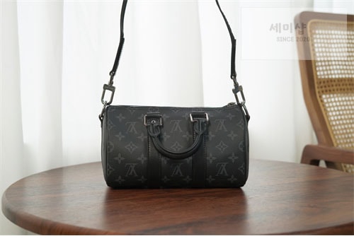 Louis Vuitton 루이비통 이클립스 모노그램 리버스 키폴 반둘리에 25 M46271 이클립스 모노그램 Bag 7번 이미지