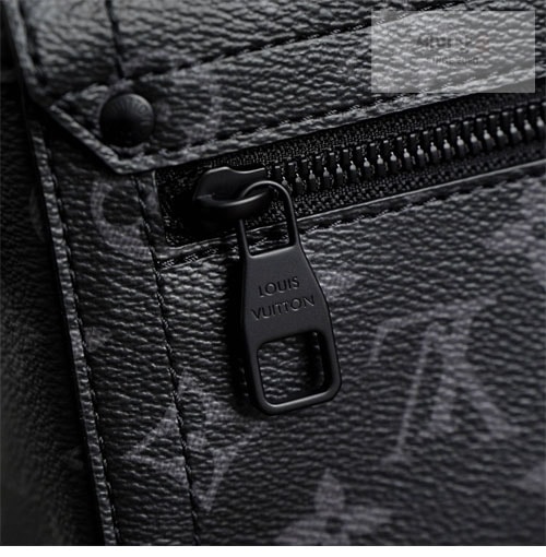 Louis Vuitton 루이비통 이클립스 모노그램 소울 트렁크 백 M11743 이클립스 모노그램 Bag 20번 이미지