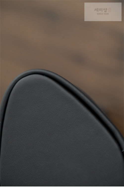 Louis Vuitton 루이비통 이클립스 모노그램 엔벨로프 파우치 M11613 이클립스 모노그램 Bag 21번 이미지