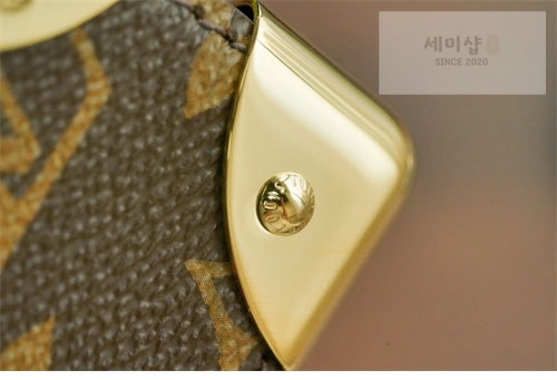 Louis Vuitton 루이비통 카메라 박스 모노그램 M82465 모노그램 Bag 6번 이미지