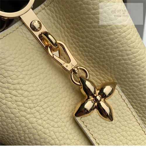 Louis Vuitton 루이비통 카퓌신 BB 토트백 M24120 블루 올림프 Bag 8번 이미지