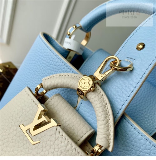 Louis Vuitton 루이비통 카퓌신 BB 토트백 M24120 블루 올림프 Bag 11번 이미지
