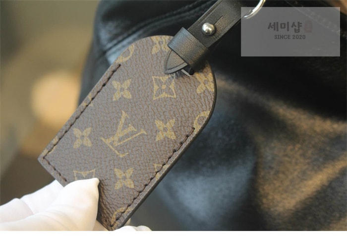 Louis Vuitton 루이비통 캐리올 카고 MM M25143 블랙 Bag 6번 이미지