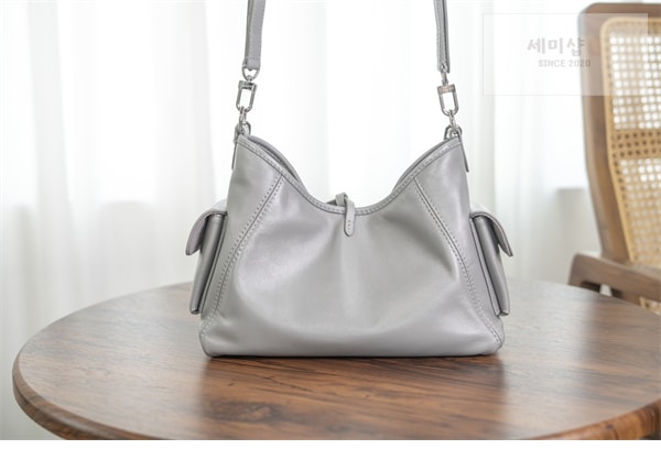 Louis Vuitton 루이비통 캐리올 카고 바이브 PM M12583 그레이 Bag 12번 이미지