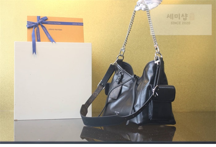 Louis Vuitton 루이비통 캐리올 카고 바이브 PM M24861 블랙 Bag 5번 이미지