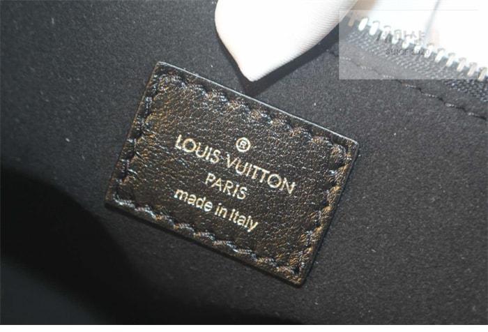 Louis Vuitton 루이비통 캐리올 카고 바이브 PM M24861 블랙 Bag 7번 이미지